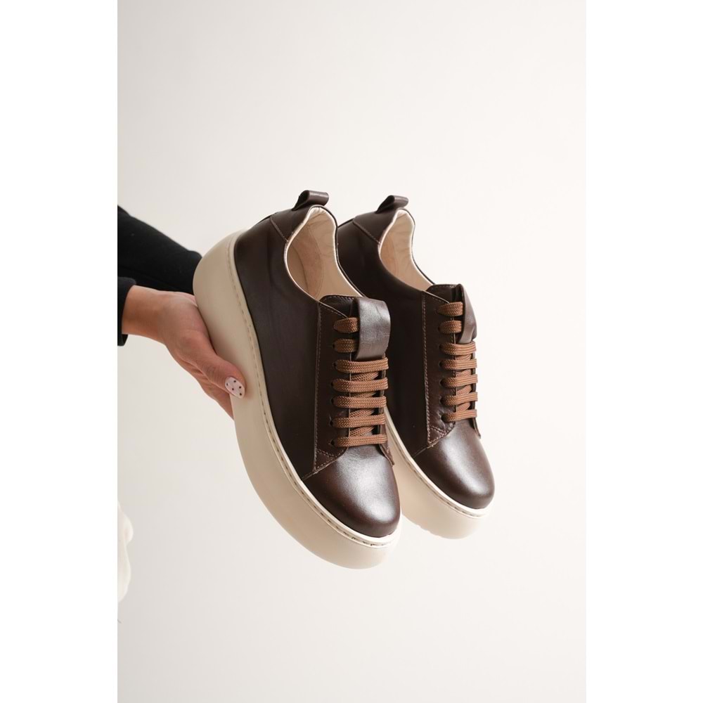 SANLORD HAKİKİ DERİ ANATOMİK-KALIN TABAN SNEAKER